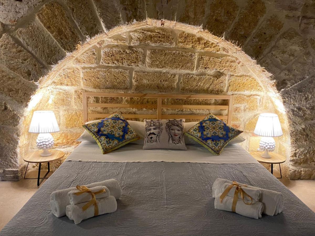 Il Siciliano Home ปาแลร์โม ภายนอก รูปภาพ