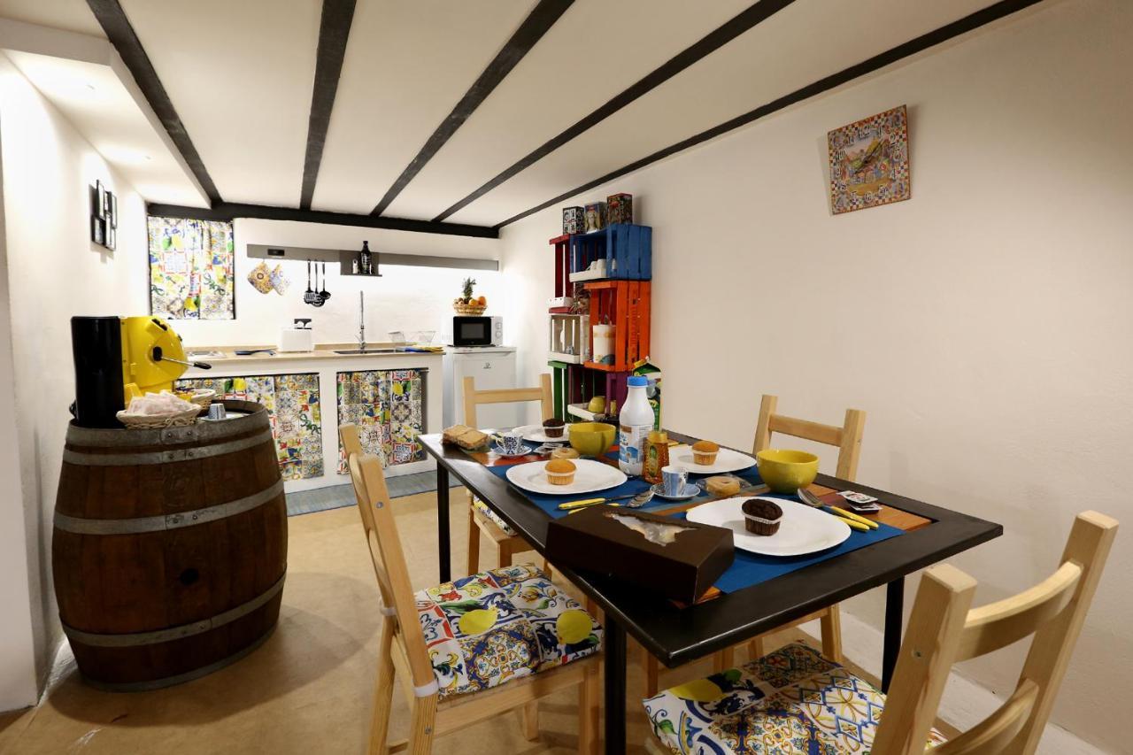 Il Siciliano Home ปาแลร์โม ภายนอก รูปภาพ